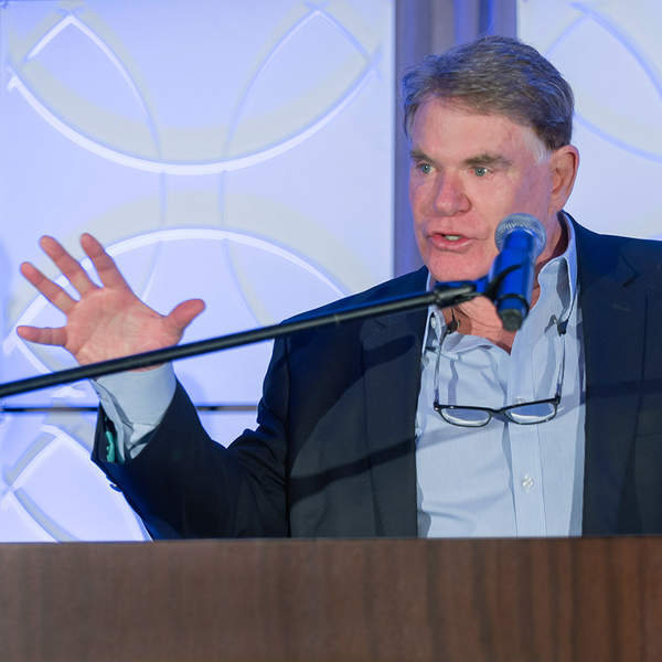 Joe Moglia - Visionary Leader. Football Coach. Dynamic Speaker. CEO